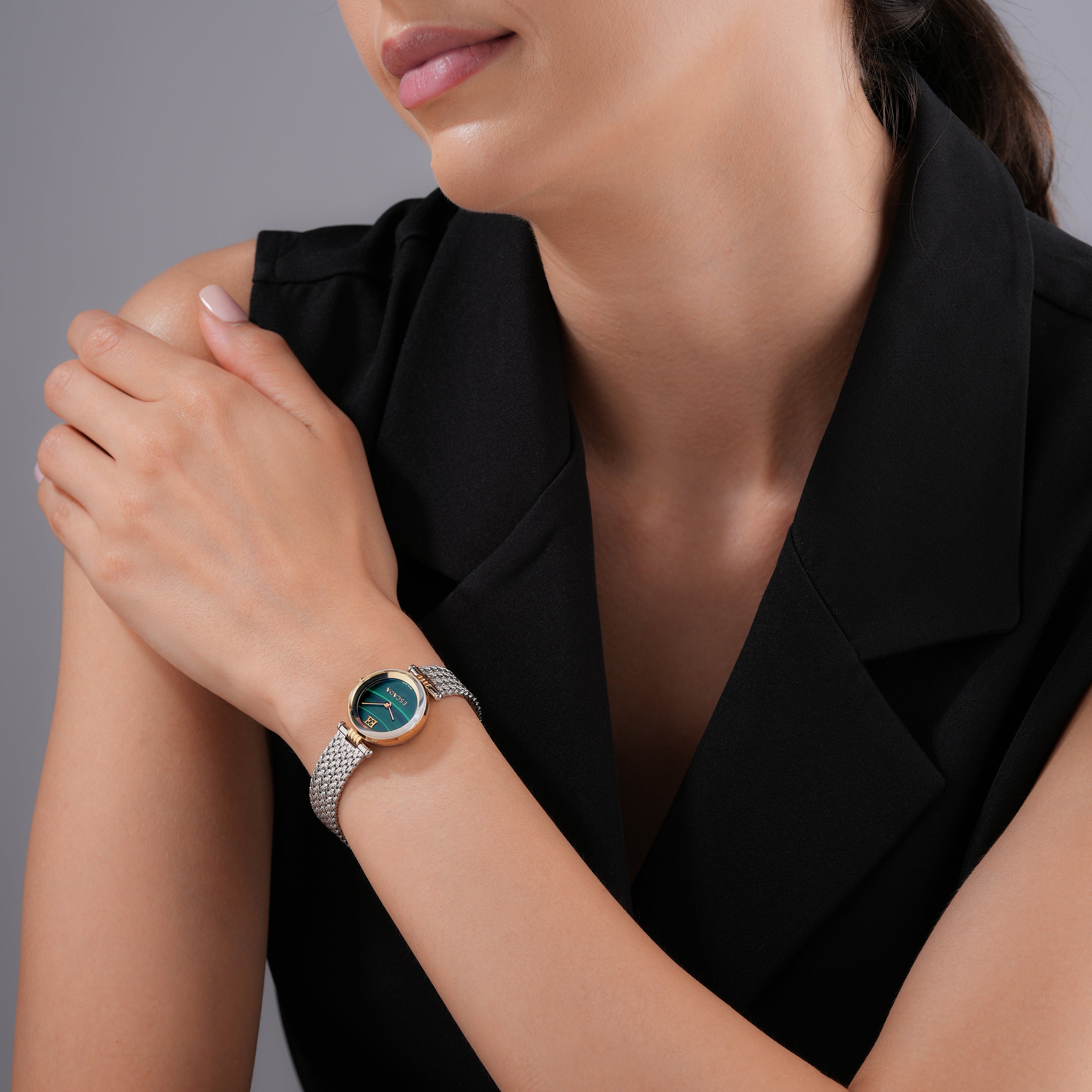 Scarlet Women's Analog Watch