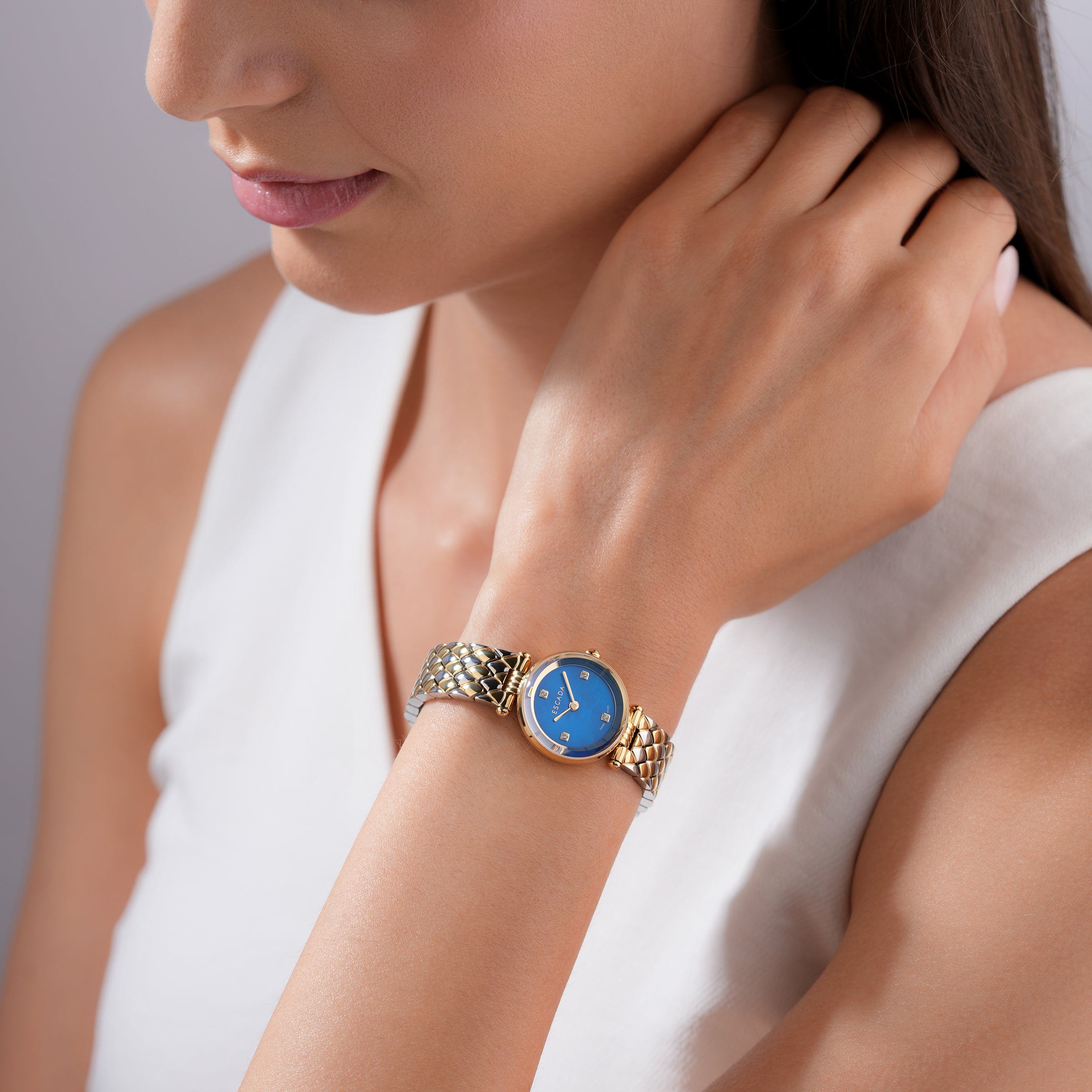 Scarlet Women's Analog Watch