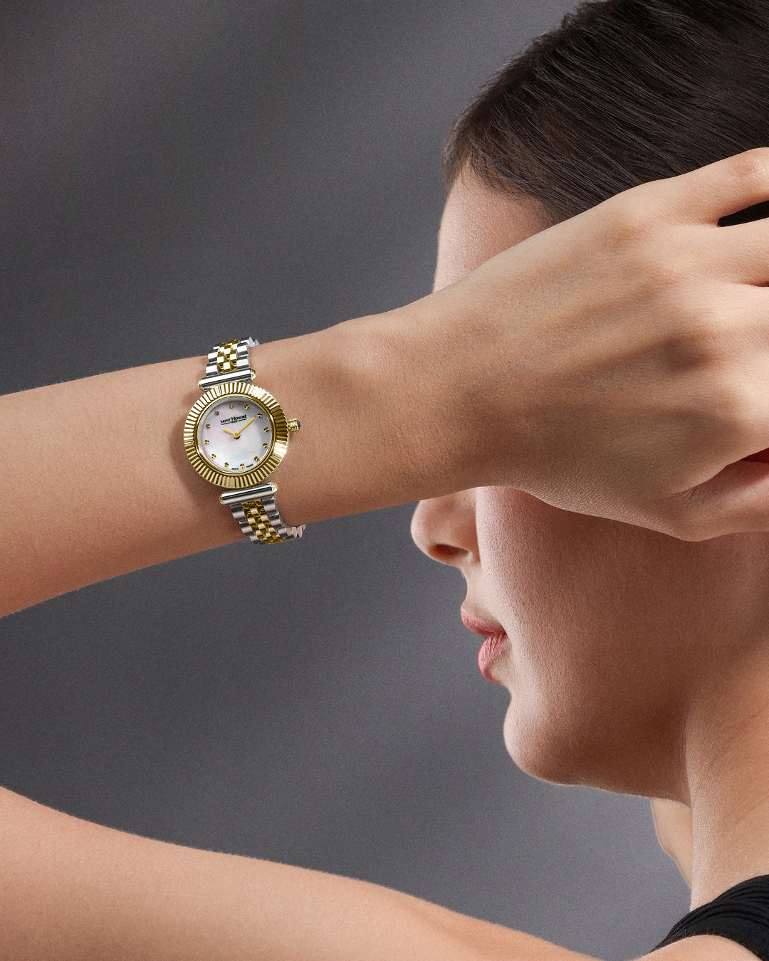 Gala Women's Analog Watch