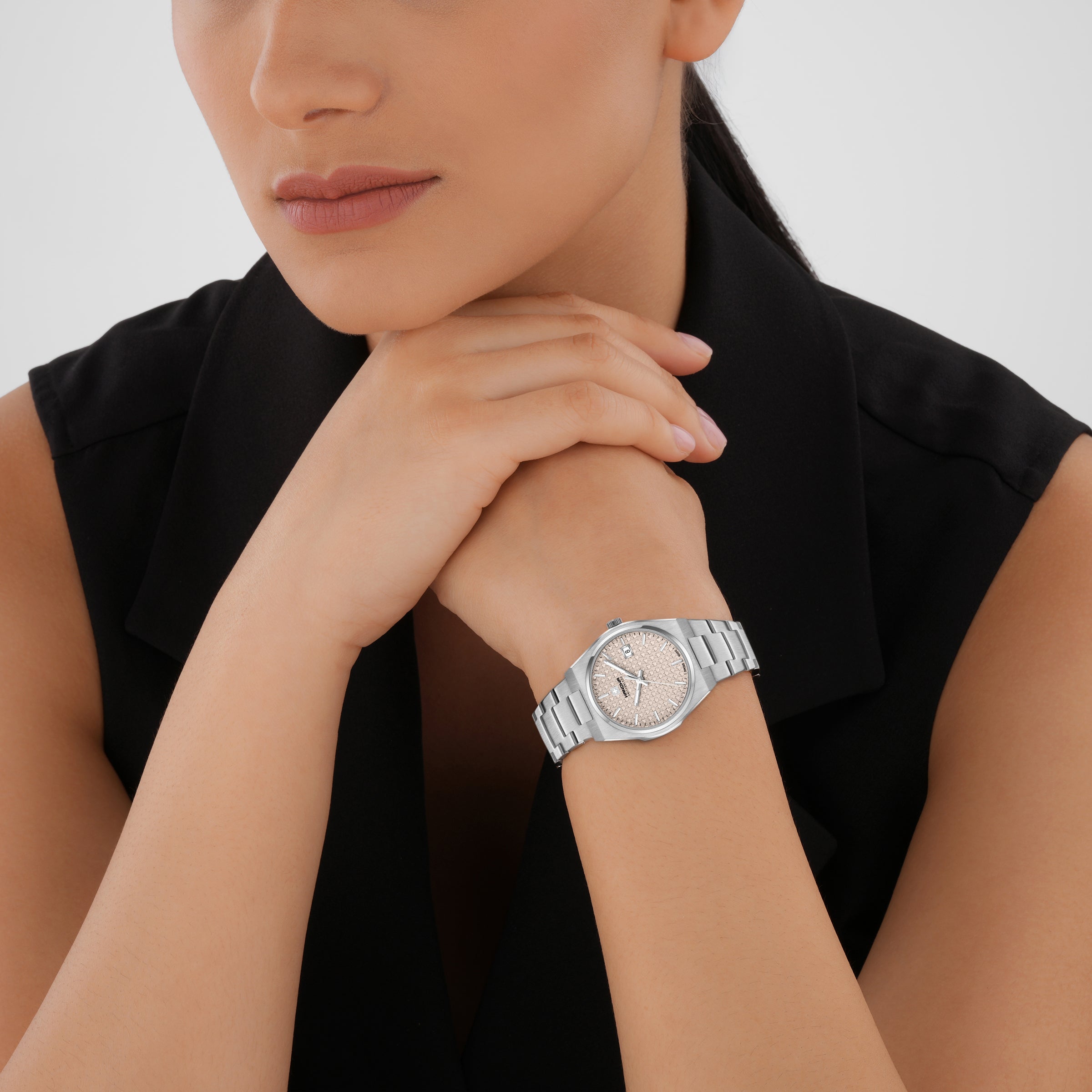 Lancy Women's Analog Watch