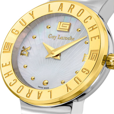 Betty Women's Analog Watch
