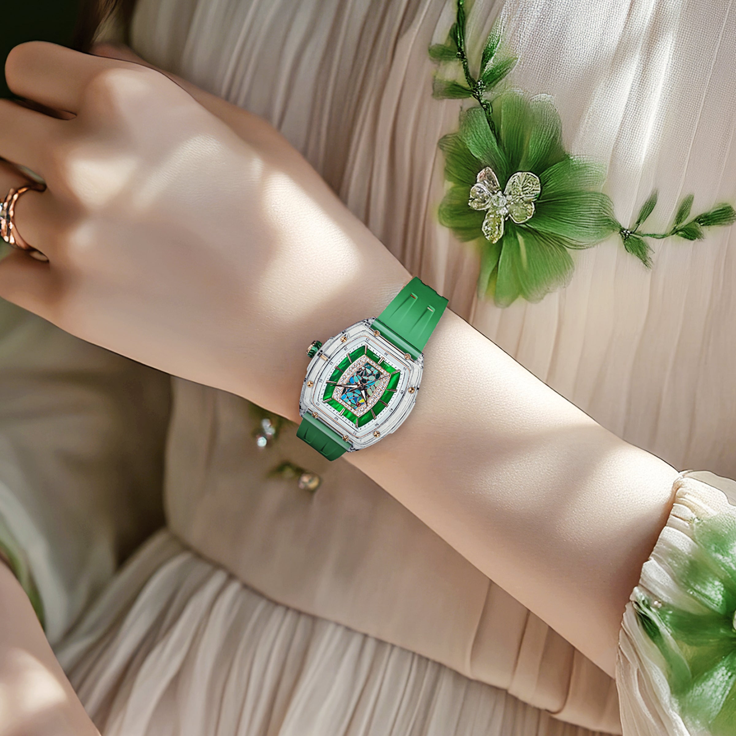 Nucleus Femme Series Women's Analog Watch