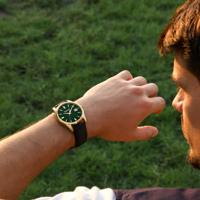 Jahscepi Men's Analog Watch