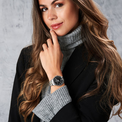Tresa Women's Analog Watch